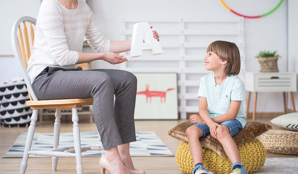 how to get a speech therapist degree