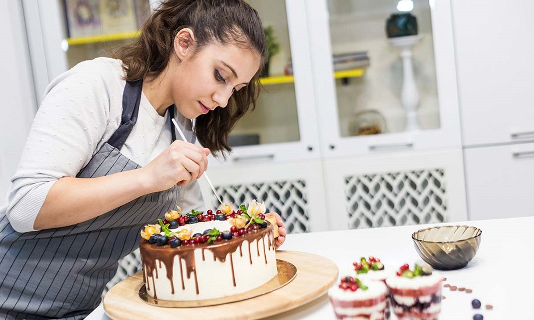 Floral Buttercream Cake baking Course